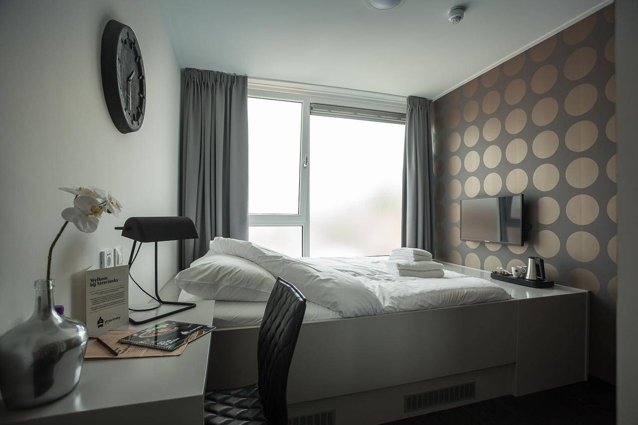 Stravinsky Slapen Hotel Хенгело Екстериор снимка